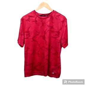 Zelos Shirt Red Camo Short Sleeve Men's Workout Top Sz. Medium